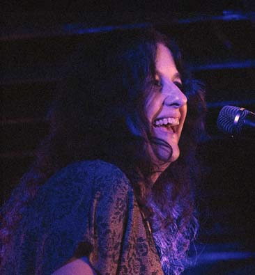 Tracy - Keyboards